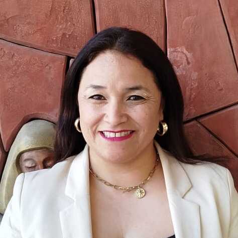 Claudia Lemus Véliz